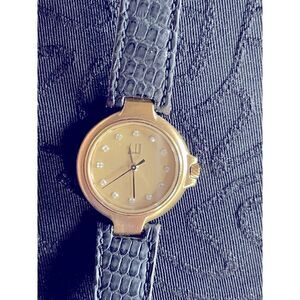 Ladies Dunhill Watch Leather Band 12 Point Diamond numerals. New battery!
